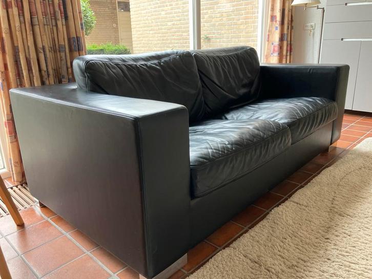 Poltrona Frau 2-zitsbank - Zwart Leer, Huis en Inrichting, Banken | Bankstellen, Gebruikt, Rechte bank, Tweepersoons, Minder dan 150 cm