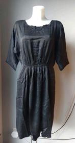 Elegante zwarte zijden jurk Mes Demoiselles maat 40, Mes Demoiselles, Ophalen of Verzenden, Zwart, Knielengte