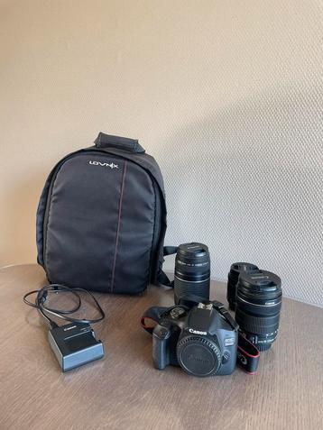 Canon EOS 2000D + 3 lenzen, accessoires beschikbaar voor biedingen