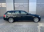 BMW 3-Serie High Executive 318i  Aut. 2011 Zwart panorama, Automaat, Zwart, 1435 kg, Zwart