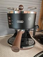 DeLonghi espressomachine in Nieuwstaat, Witgoed en Apparatuur, Koffiezetapparaten, Koffiepads en cups, Espresso apparaat, Ophalen of Verzenden