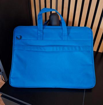 Nette laptoptas, Spanbroek  beschikbaar voor biedingen