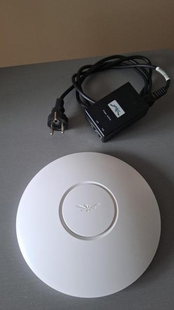UniFi AP-PRO Ubiquiti incl Poe adapter beschikbaar voor biedingen