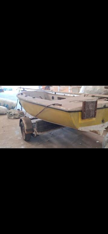 Zeilboot incl.trailer opknapper  beschikbaar voor biedingen