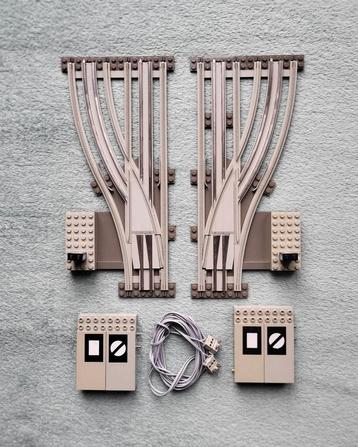 Lego trein 12 Volt grijze rails wissels links & rechts. beschikbaar voor biedingen