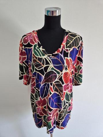 Top117 - Fleurig Geisha shirt maat XXL-44 (1) beschikbaar voor biedingen