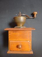 Antieke Koffiemolen, Ophalen