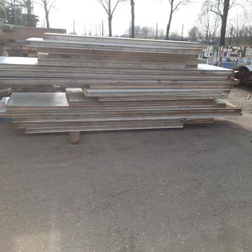 Sandwichpanelen 100mm wit gebruikte isolatieplaten restparti beschikbaar voor biedingen