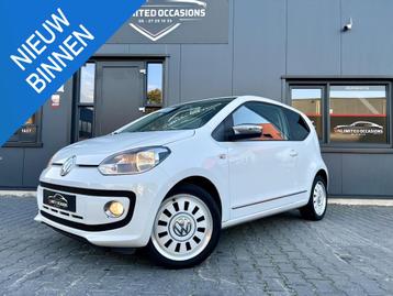 Volkswagen Up! 1.0 HIGH UP! *75PK*CRUISE*NAVI beschikbaar voor biedingen