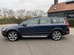 Volvo XC70 2.0 T5 245PK FWD Nordic+ CAMERA NAVIGATIE SCHUIFD, Auto's, Volvo, 15 km/l, 4 cilinders, 1969 cc, Blauw