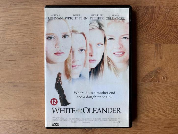 DVD White Oleander -  Michelle Pfeiffer - Renée Zellweger, Cd's en Dvd's, Dvd's | Drama, Zo goed als nieuw, Drama, Vanaf 12 jaar