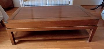Houten Salontafel met Opbergruimte beschikbaar voor biedingen
