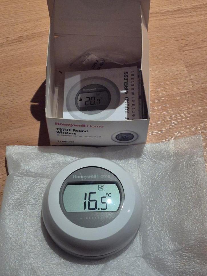 Honeywell Home T87RF Round Wireless Thermostaat, Doe-het-zelf en Verbouw, Thermostaten, Nieuw, Slimme thermostaat, Ophalen of Verzenden