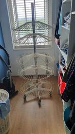 Schoenenrek carrousel, Ophalen, Gebruikt