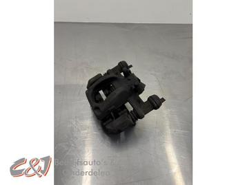 Remklauw (Tang) rechts-achter van een Mercedes Vito beschikbaar voor biedingen