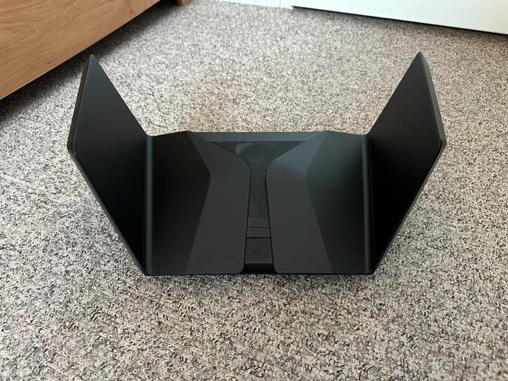 Netgear Nighthawk AX6000 WiFi 6, (RAX120), Computers en Software, Routers en Modems, Zo goed als nieuw, Ophalen of Verzenden