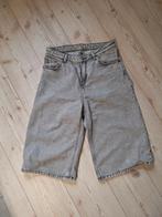 Monki Bermuda jeans grijs maat 26, Ophalen of Verzenden, Zo goed als nieuw, Grijs, Monki