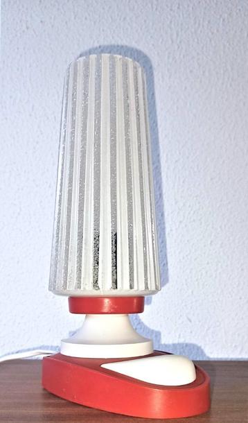 Vintage bedlampje - tafellampje /rood/wit design 60 s beschikbaar voor biedingen