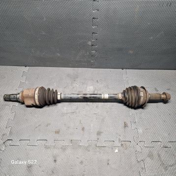 TOYOTA YARIS II AANDRIJFAS LINKS  / 43420 - 0D240 - A beschikbaar voor biedingen