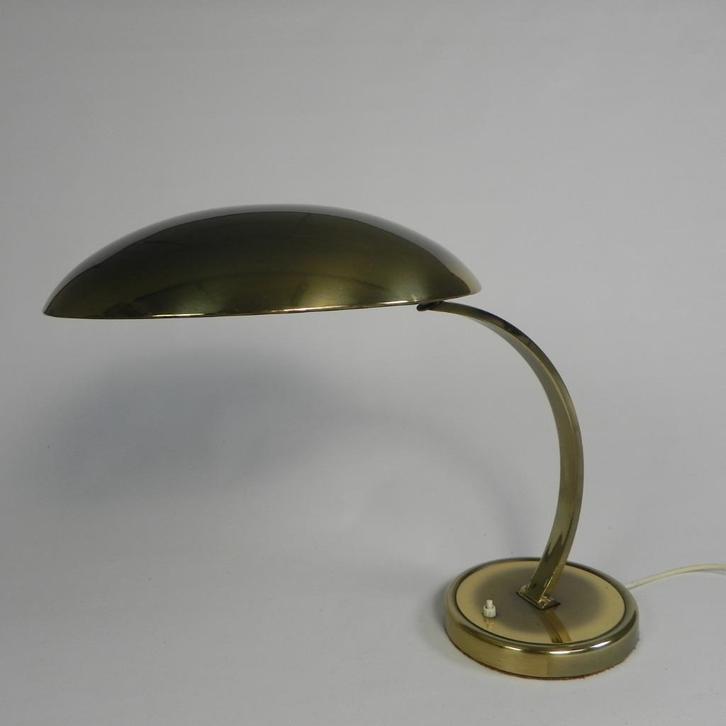 Bauhaus messing bureaulamp, model 6751 van Christian Dell, Antiek en Kunst, Antiek | Lampen, Ophalen of Verzenden