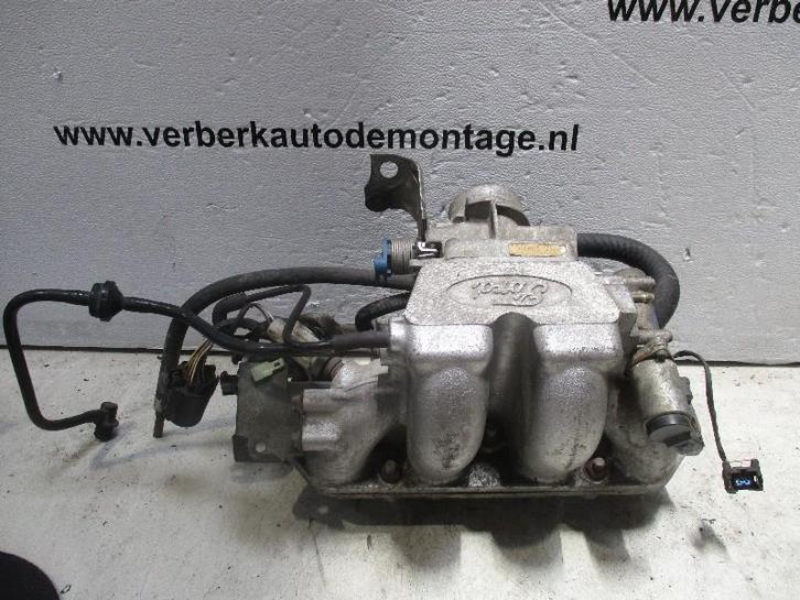 Inlaatspruitstuk Ford Escort 6 (AAL/ABL) 1996 94sf9j447ac, Auto-onderdelen, Motor en Toebehoren, Ford, Gebruikt