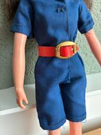 Poppen esco rood riempje iets groter dan Barbie, Verzamelen, Poppen, Ophalen of Verzenden, Zo goed als nieuw, Pop