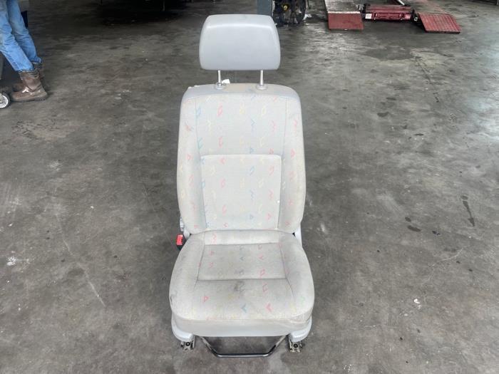 Stoel (bus) van een Volkswagen Transporter, Auto-onderdelen, Interieur en Bekleding, Volkswagen, Gebruikt, 3 maanden garantie