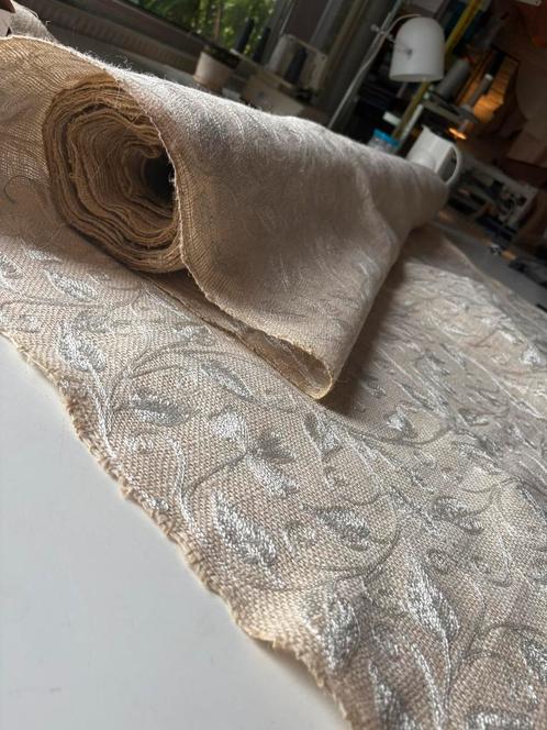 Prachtige gordijnstof, Huis en Inrichting, Stoffering | Gordijnen en Lamellen, Zo goed als nieuw, Beige, Ophalen of Verzenden