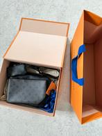 Louis Vuitton Trio Messenger M69443 Monogram Eclipse, Sieraden, Tassen en Uiterlijk, Tassen | Schoudertassen, Ophalen of Verzenden