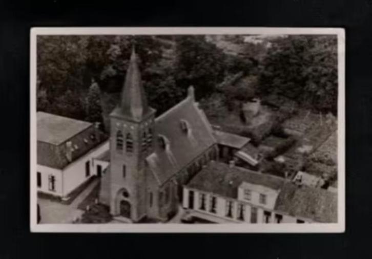 Zorgvlied Drenthe R.K. Kerk Luchtfoto., Verzamelen, Ansichtkaarten | Nederland, Gelopen, Drenthe, 1940 tot 1960, Ophalen of Verzenden