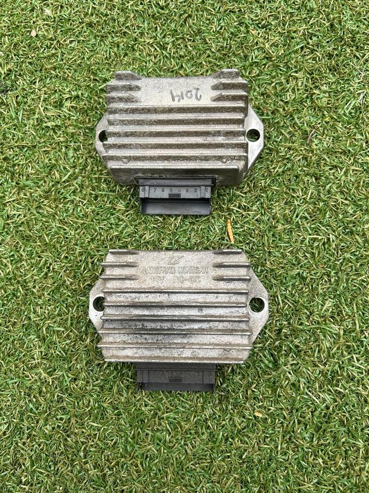 Spanningsregelaar piaggo 50cc AC, Motoren, Tuning en Styling, Ophalen of Verzenden