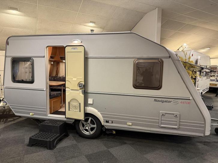 KIP NAVIGATOR 44 TDB FRANSBED ZITGROEP MOVER TENT (TOPSTAAT), Caravans en Kamperen, Caravans, Bedrijf, tot en met 4, 750 - 1000 kg