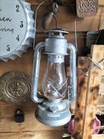 Vintage Stormlantaarn met Decoratieve Mier, Gebruikt, Vintage, Ophalen of Verzenden, Glas