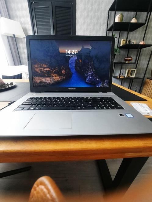 Medion met i3 processor, 12gb geheugen, windows 11, Computers en Software, Windows Laptops, Refurbished, 17 inch of meer, SSD