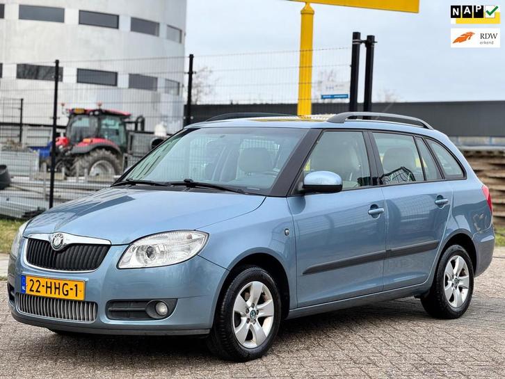 Skoda Fabia Combi 1.6-16V Elegance|AUTOMAAT|NAVI|PSENSOR, Auto's, Skoda, Bedrijf, Te koop, Fabia, ABS, Airbags, Airconditioning