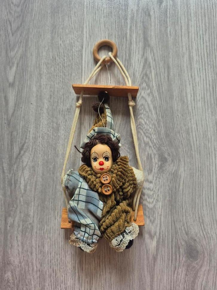 Vintage Clown Pop op Schommel, Antiek en Kunst, Antiek | Overige Antiek, Ophalen of Verzenden