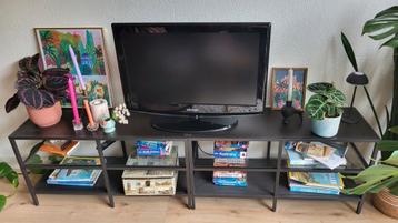 IKEA VITTSJÖ TV-meubel zwartbruin/glas beschikbaar voor biedingen