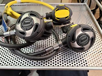 !!OPRUIMING!! Cressi automaten beschikbaar voor biedingen