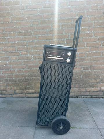Ibiza party speaker!  beschikbaar voor biedingen