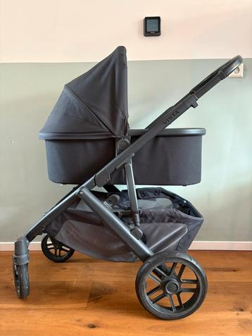 Uppababy Vista V2 - zwart in zeer goede staat! beschikbaar voor biedingen