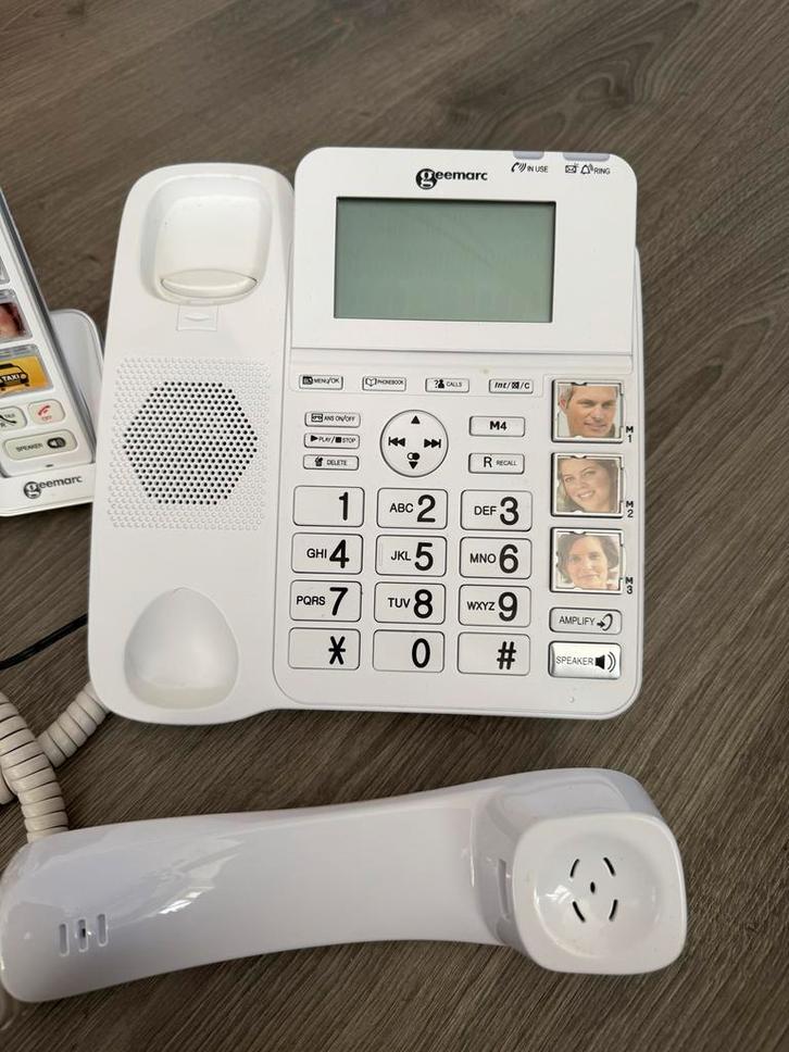 Geemarc PhotoDECT 295 Seniorentelefoon met 2 Handsets, Telecommunicatie, Vaste telefoons | Handsets en Draadloos, Zo goed als nieuw