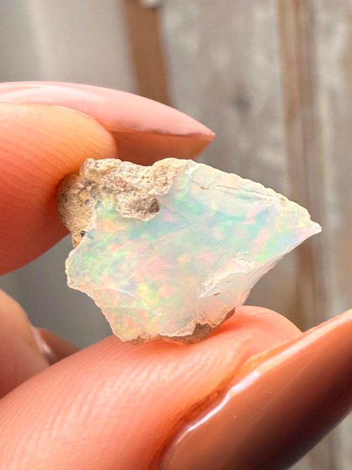 Welo opaal | slechts 10€, Verzamelen, Mineralen en Fossielen, Mineraal, Ophalen of Verzenden