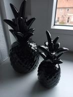 2 Zwarte Decoratie Ananassen - ZGAN, Overige materialen, 25 tot 50 cm, Zwart, Ophalen of Verzenden