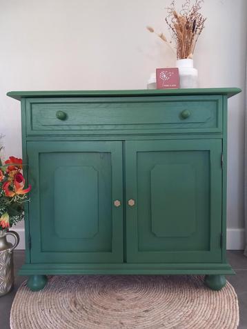 Prachtige vintage kast, brocante kast, gerestyled  beschikbaar voor biedingen