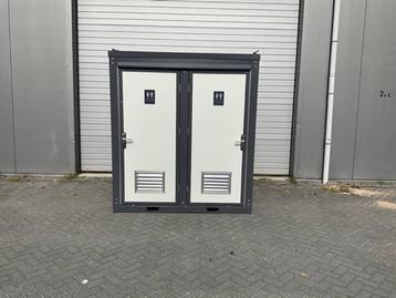 Dubbele toilet unit/ mobiele toilet beschikbaar voor biedingen