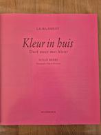 Laura Ashley - Wonen met kleur, Gelezen, Susan berry, Ophalen of Verzenden, Overige onderwerpen