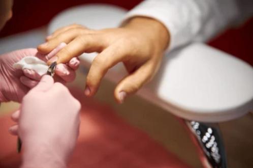 Manicure voor Mannen – nu tijdelijk met 20% korting!, Diensten en Vakmensen, Schoonheidsspecialisten | Manicure, Handverzorging