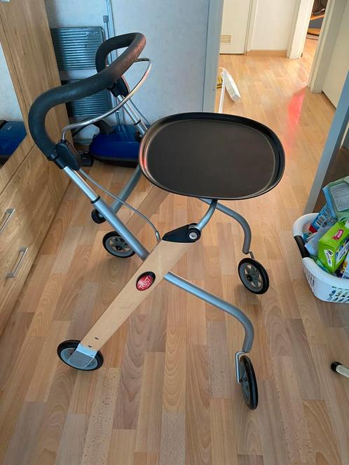 Trustcare binnen rollator, Diversen, Rollators, Zo goed als nieuw, Lichtgewicht, Ophalen