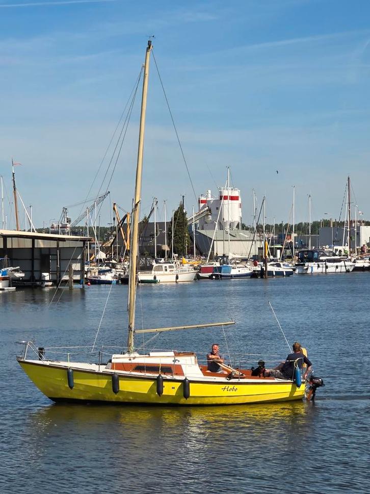 Waarschip kajuitzeiljacht 725 compleet moet weg €1.299.-, Watersport en Boten, Kajuitzeilboten en Zeiljachten, Gebruikt, Tourjacht of Cruiser
