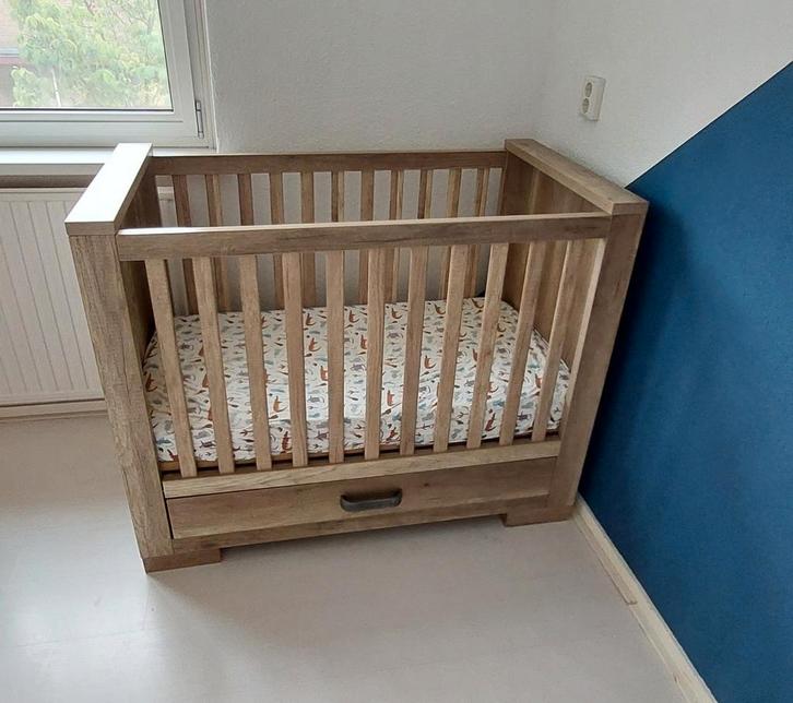 Kidsmill Brent Ledikant Oldwood met Lade, Kinderen en Baby's, Babywiegjes en Ledikanten, Gebruikt, Ledikant, Ophalen